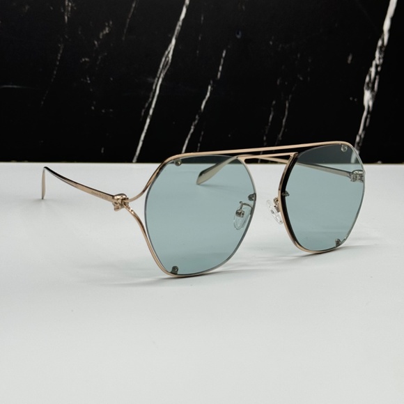 NEW  ALEXANDER MCQUEEN WOMEN SILVER BLUE SUNGLASSES - Picture 6 of 13